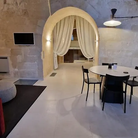 Casa Grotta Francy - Piazza San Giovanni *